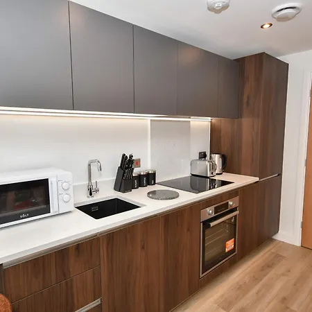 Modern & Cosy 1 Bedroom In *